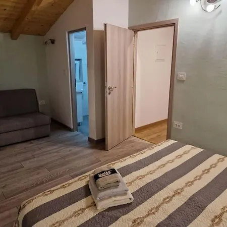 Apartman Lavanda 2 *